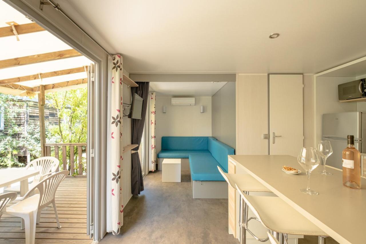 Ds One Vacances, Prairies De La Mer Grimaud Luaran gambar